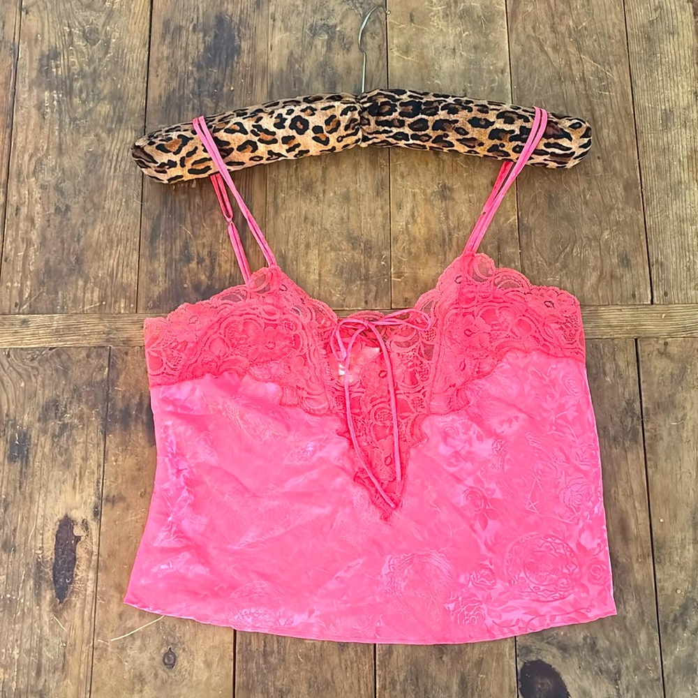 Vintage Gold Label Victoria Secret Peach Slip Top SzMed